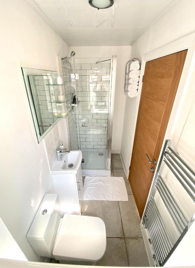 2 Bed Town Centre Nr Theatre Free Park Wi-Fi & Garden Aylesbury (Buckinghamshire) Exterior foto